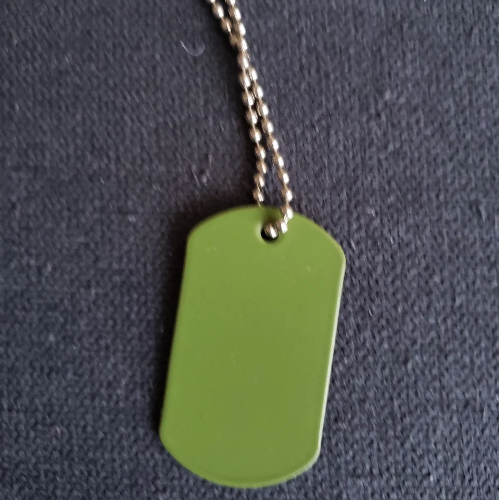 🏂 Grenade Snowboard Gloves Dogtag 🏂 - Picture 3 of 3